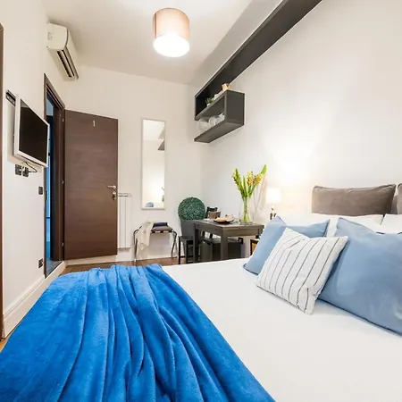 36 ベッド・アンド・ブレックファスト