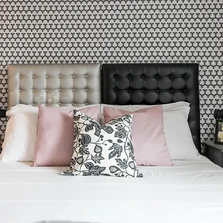 36 Bed & Breakfast 4*